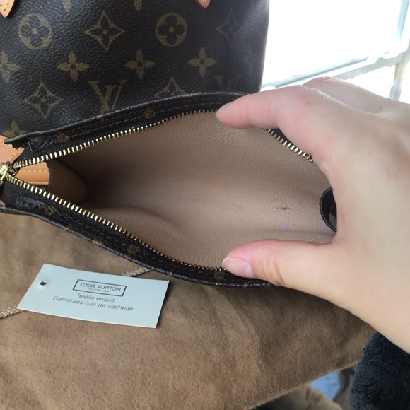 Authentic Louis Vuitton Petit Bucket - Picture 4 of 16